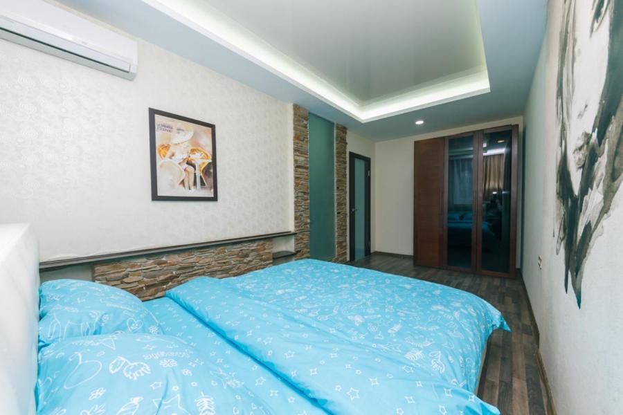 Hotrent Pechersk Lesy 20/22 基輔 外观 照片