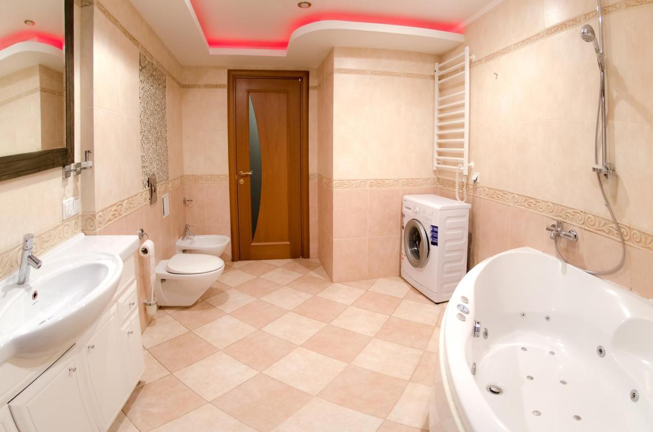 Hotrent Pechersk Lesy 20/22 基輔 外观 照片